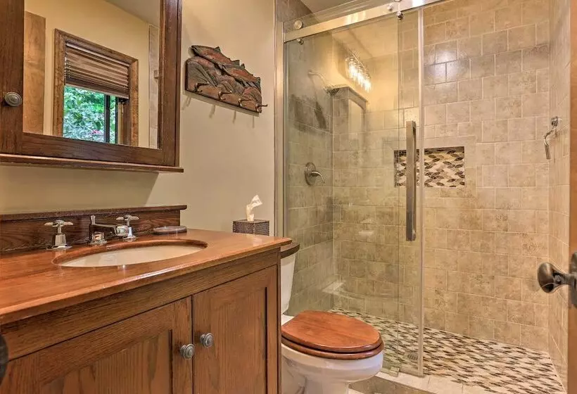 Luxe Poconos Pines Home W/ Beach + Amenities!