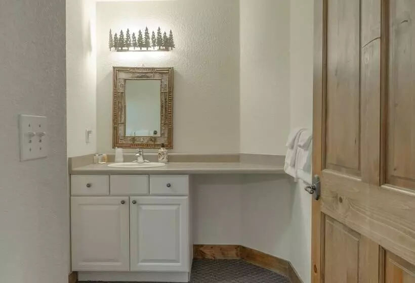 Mountain View Grand Lake Lodge Escape
