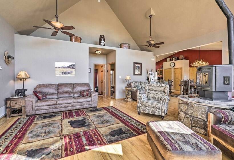 Mtn View Cabin W/ Deck, 3 Mi To Cripple Creek!