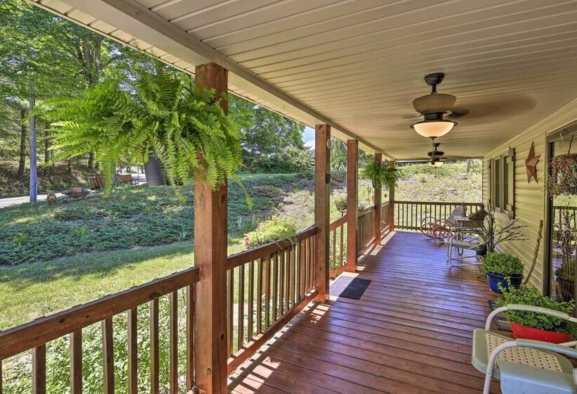 Nature Escape In Wytheville W/ Covered Porch!