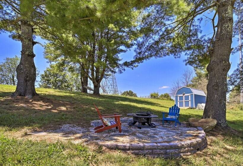 Nature Escape In Wytheville W/ Covered Porch!