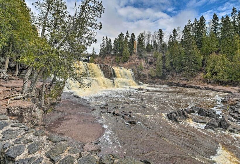 North Shore Luxury Cabin By Gooseberry Falls!