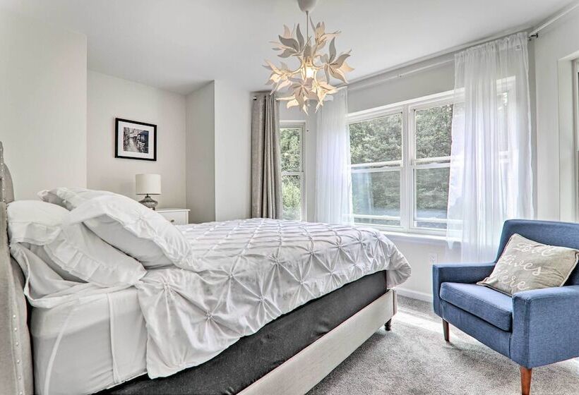 Fire Pit + Hot Tub: Peaceful Poconos Farms Getaway