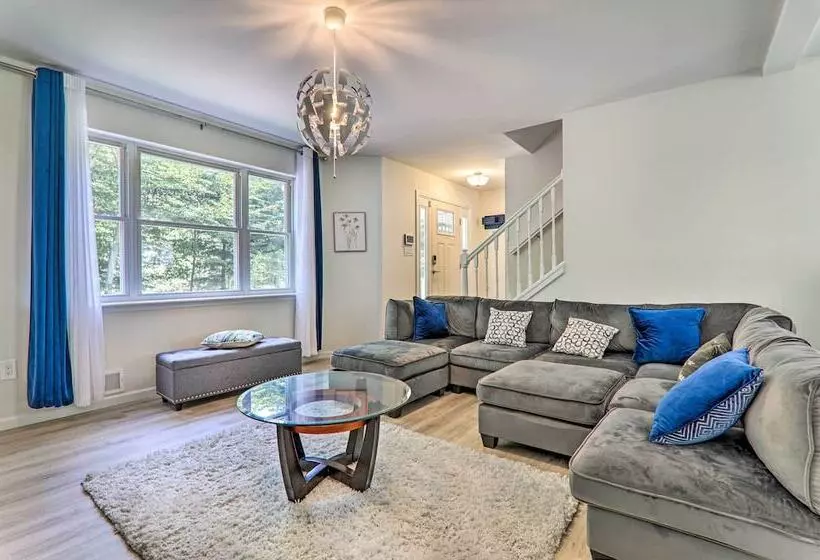 Fire Pit + Hot Tub: Peaceful Poconos Farms Getaway