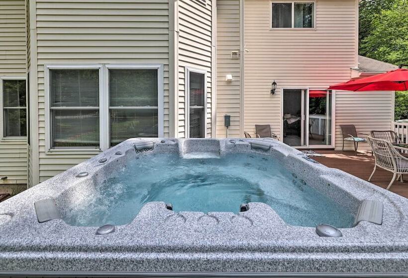 Fire Pit + Hot Tub: Peaceful Poconos Farms Getaway