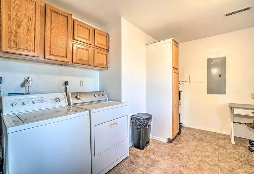 Relaxing Rural Harrison Home   11 Mi To Town