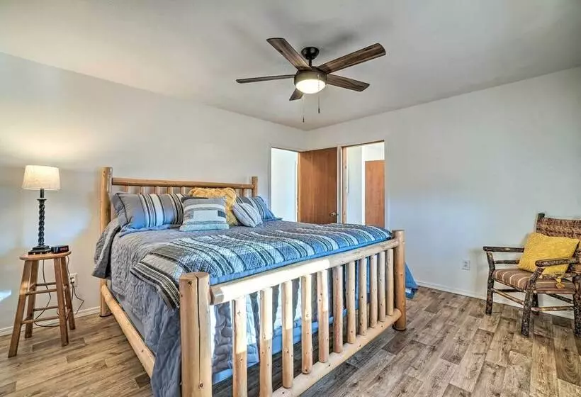 Relaxing Rural Harrison Home   11 Mi To Town