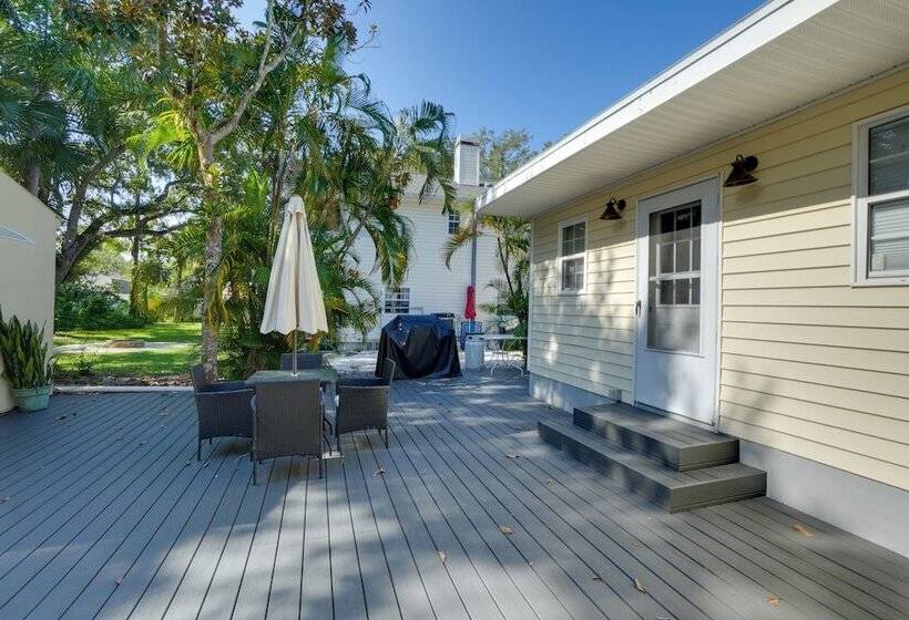 Renovated Ozona Home W/ Views Steps To Gulf