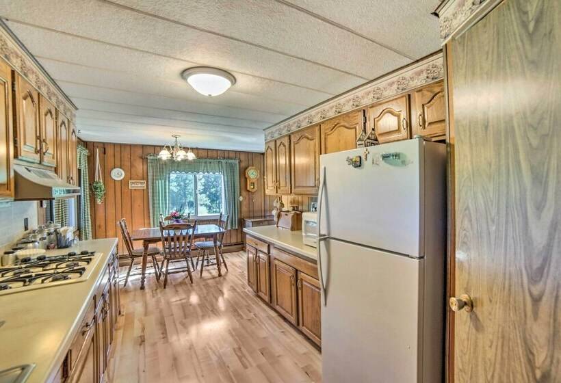 Riverfront Suring Home: Atv Trails, Sunroom!