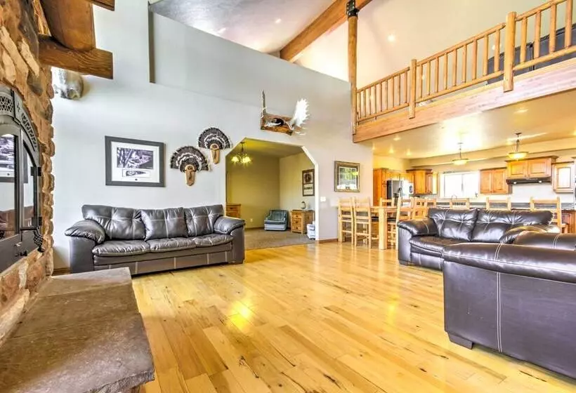 Rustic Bryce Canyon Home W/ Deck On Sevier River!