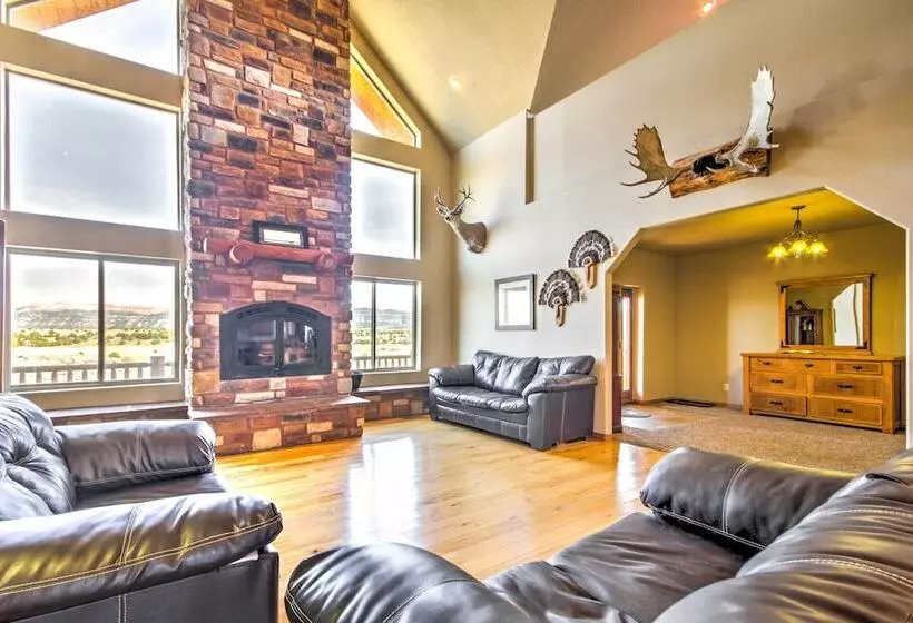 Rustic Bryce Canyon Home W/ Deck On Sevier River!