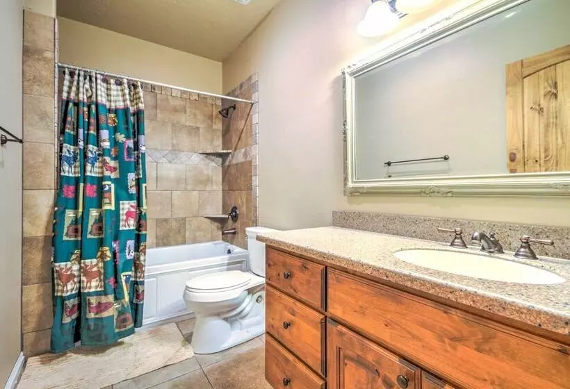 Rustic Bryce Canyon Home W/ Deck On Sevier River!