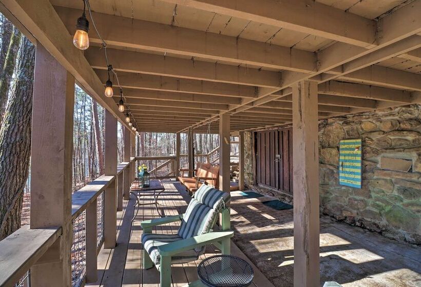 Scenic Greers Ferry Cabin W/ Deck + Fire Pit!