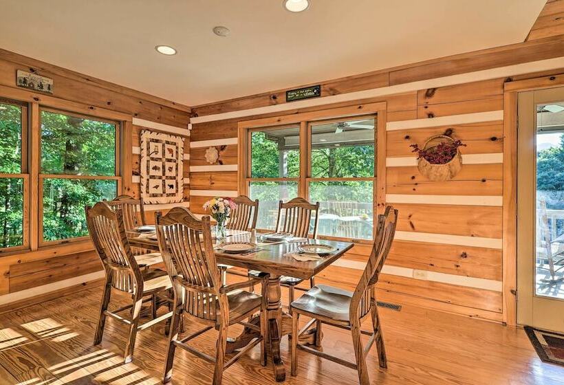 Serene Mountain Retreat W/ Hot Tub & Grills!