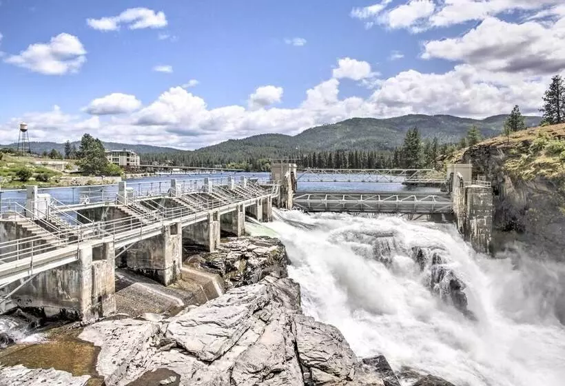 Sunny Home W/ Patio < 10 Mi To Lake Coeur D Alene