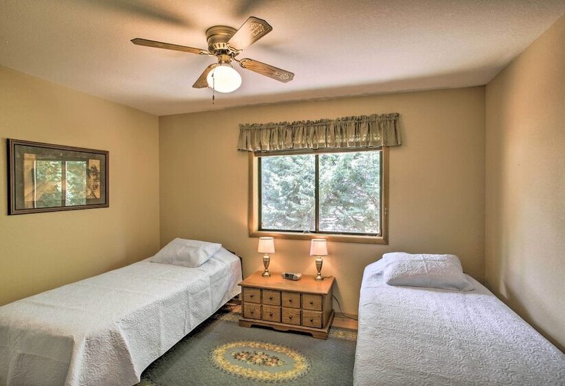 Sunny Home W/ Patio < 10 Mi To Lake Coeur D Alene