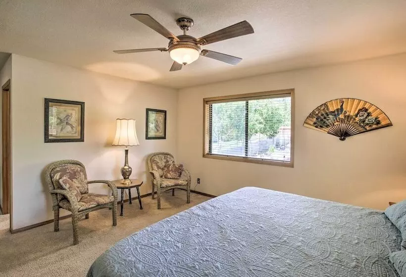 Sunny Home W/ Patio < 10 Mi To Lake Coeur D Alene