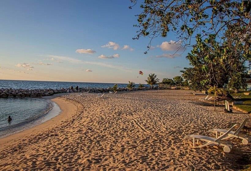 Sunrise At Point Village