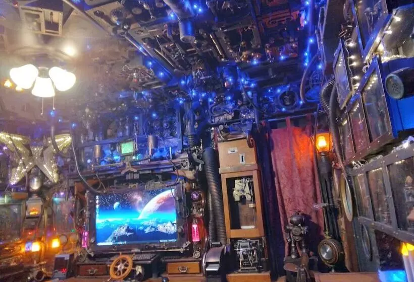 ベッドアンドブレックファースト Earthovision Manor