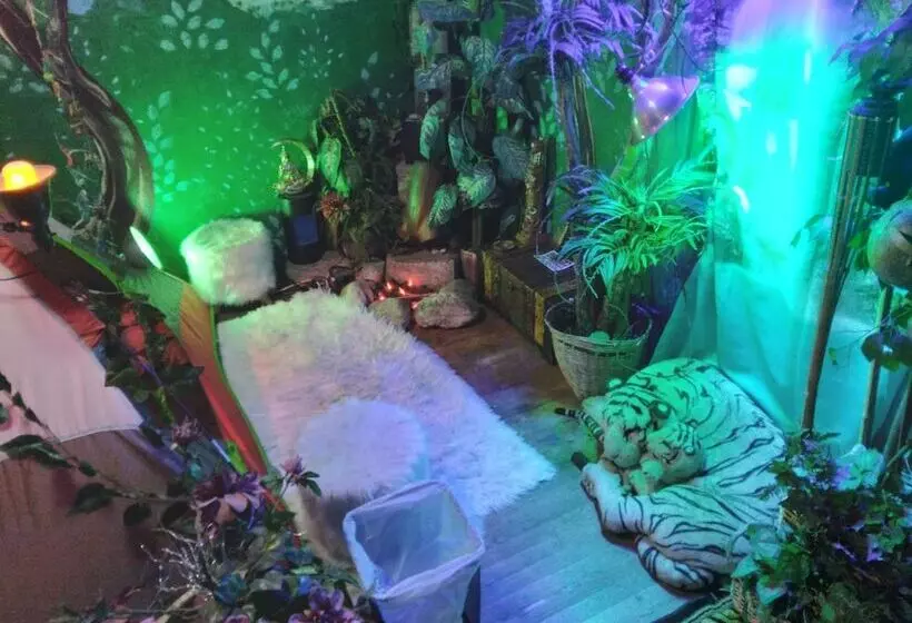 ベッドアンドブレックファースト Earthovision Manor