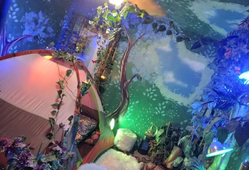 ベッドアンドブレックファースト Earthovision Manor