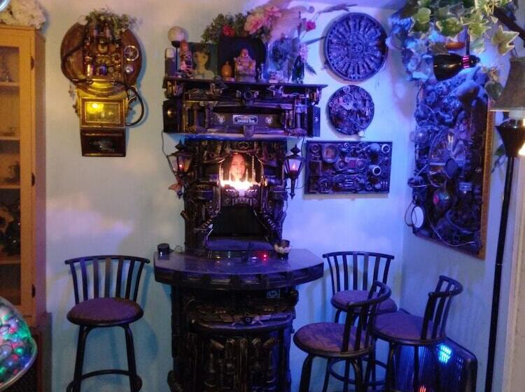 مبيت وإفطار Earthovision Manor