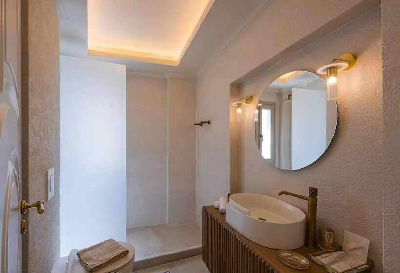 تختخواب و صبحانه La Madeleine