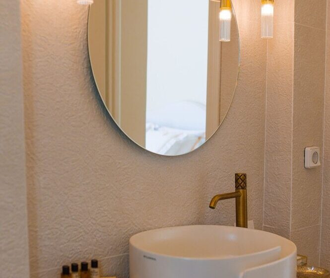 تختخواب و صبحانه La Madeleine