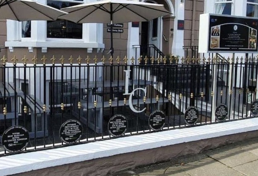 مبيت وإفطار Lawton & Lauriston Court