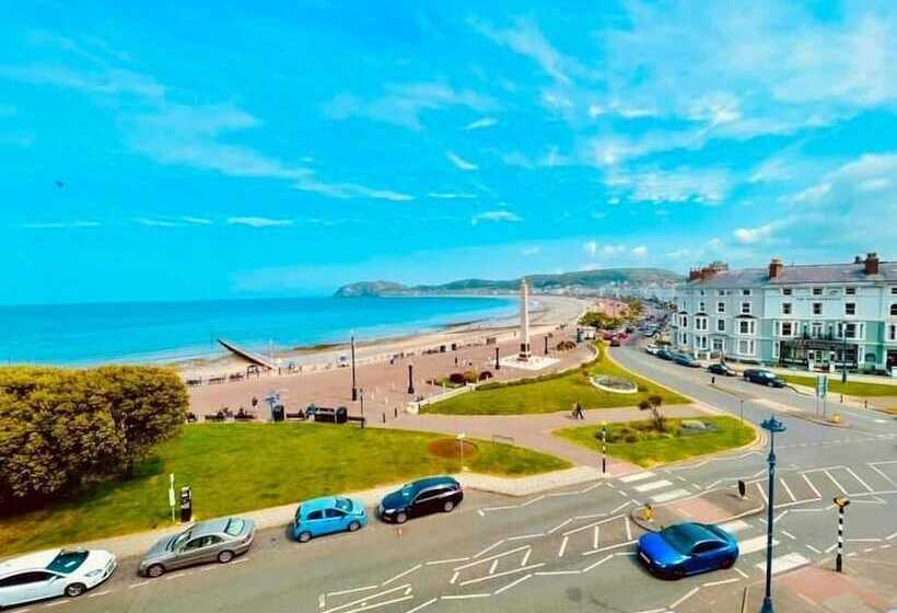 مبيت وإفطار Lawton & Lauriston Court