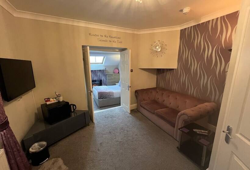 مبيت وإفطار Lawton & Lauriston Court