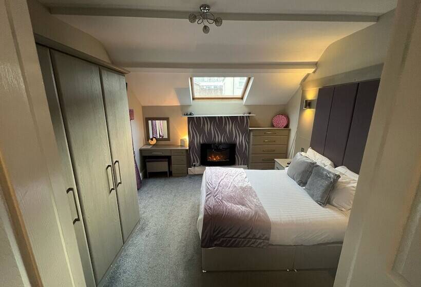 مبيت وإفطار Lawton & Lauriston Court