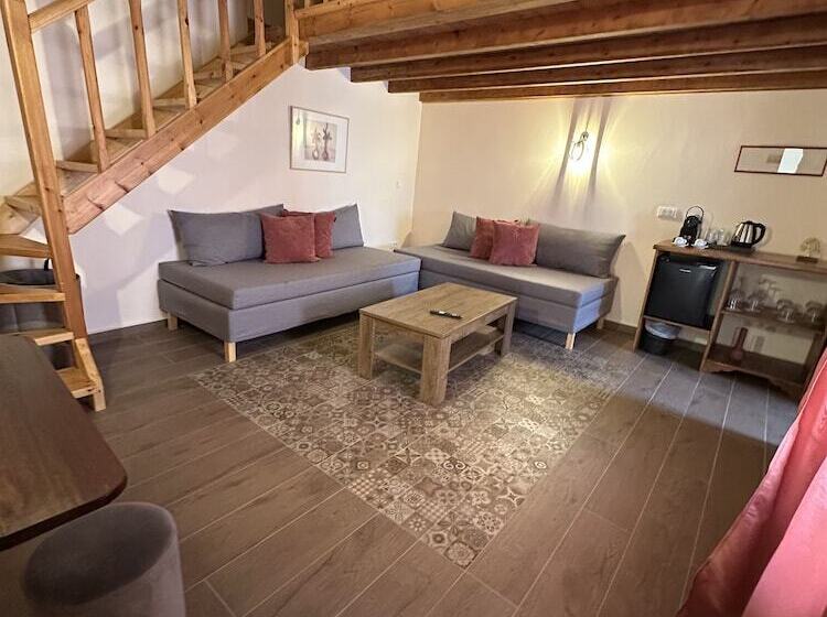 住宿加早餐  Midgard Suites   Medieval Town