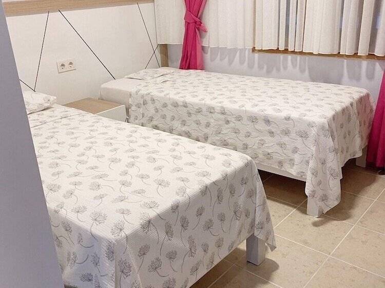 Cesme Flowers Butik Otel