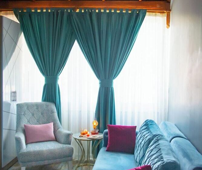 Cesme Flowers Butik Otel