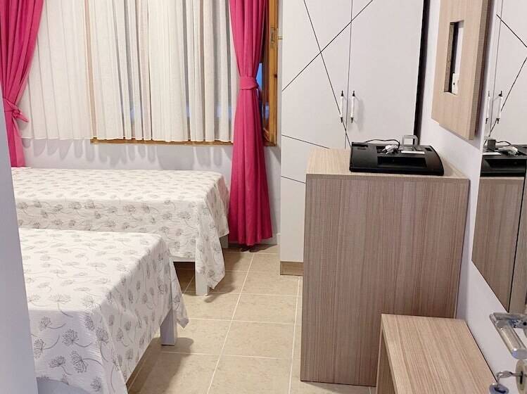 Cesme Flowers Butik Otel