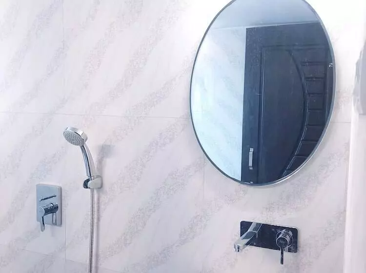 Hotelli Berryl Resorts