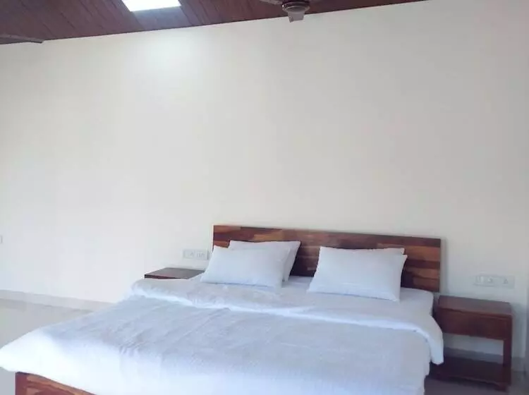 Hotelli Berryl Resorts