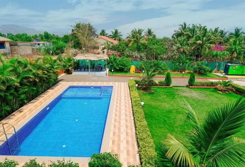 Hotelli Berryl Resorts