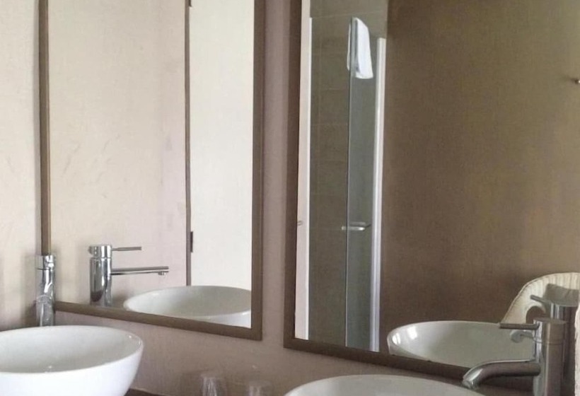 酒店 Hôtel Les Magnanarelles