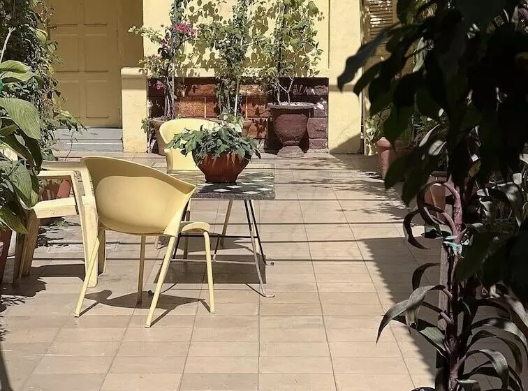 هتل Hôtel Provençal