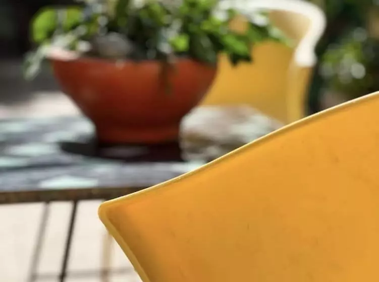 هتل Hôtel Provençal