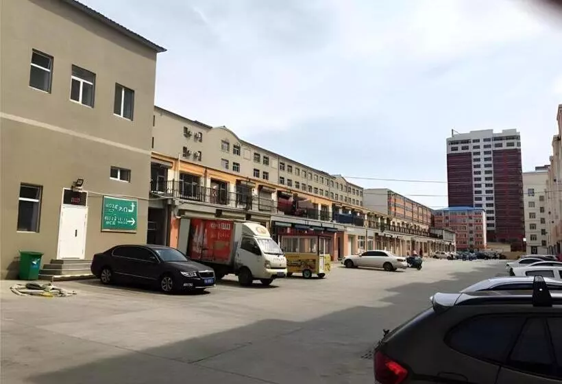 Hotelli Jinjiang Inn Ulanqab Jining 1st Middle School