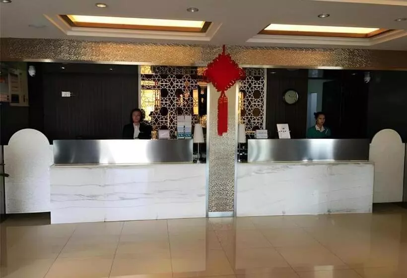 Hotelli Jinjiang Inn Ulanqab Jining 1st Middle School