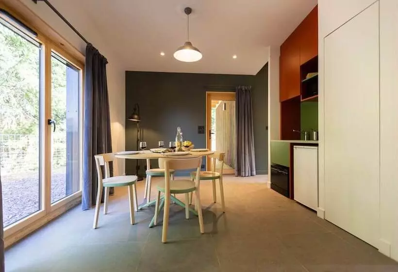 ホテル Hôtel   Lodges De Lemptégy