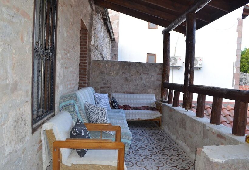 ホテル Nezisin Konagi