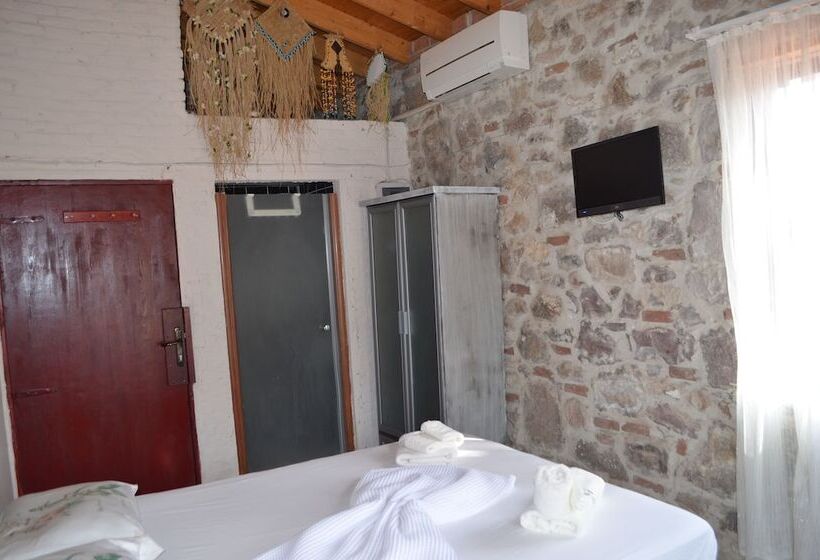 ホテル Nezisin Konagi