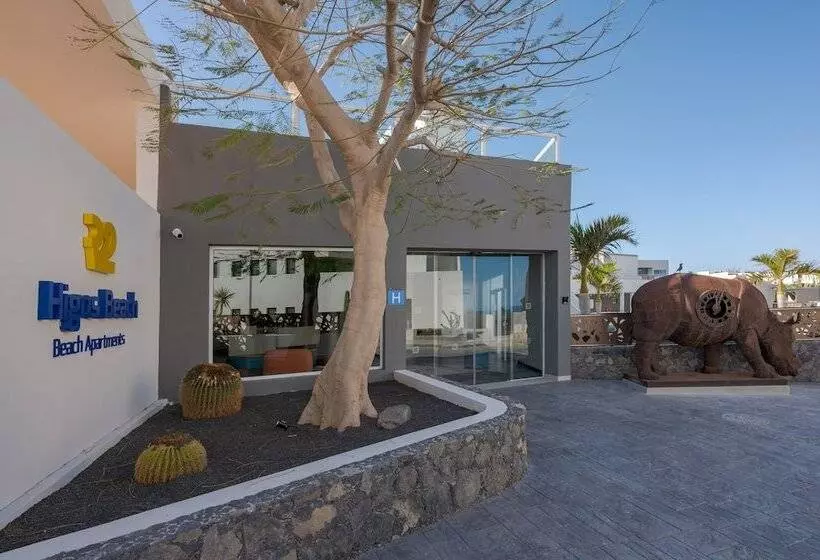 Hotelli R2 Higos Beach