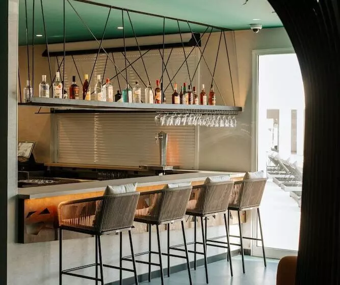 Hotelli R2 Higos Beach