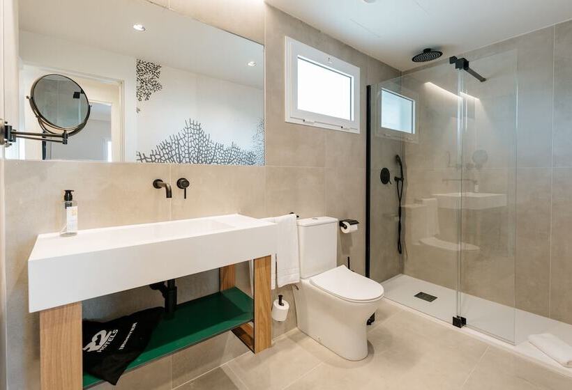 هتل R2 Higos Beach